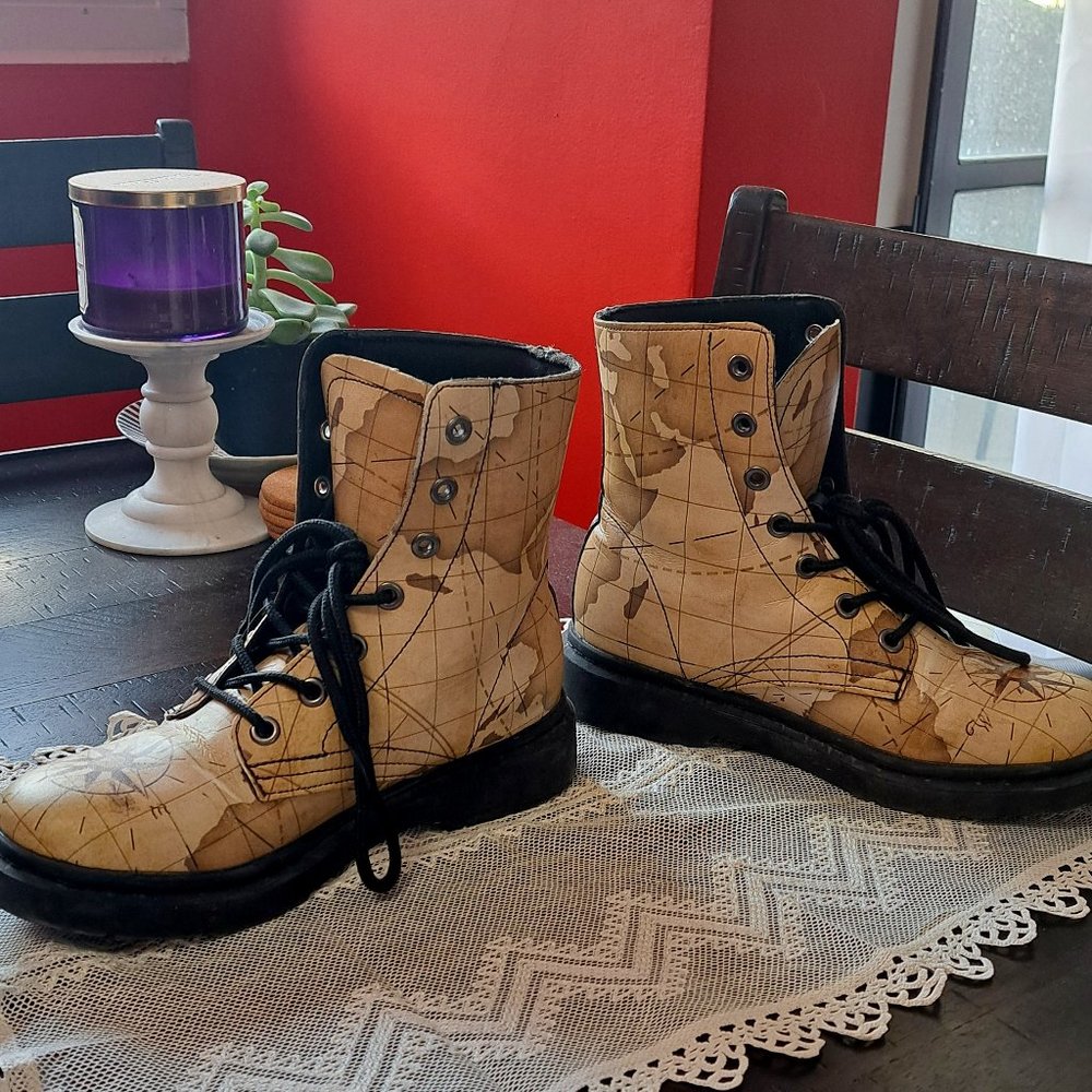 Map printed combat boots